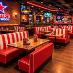 Banco tapizado AMERICA fabricado a medida para proyectos de hostelería y restauración.