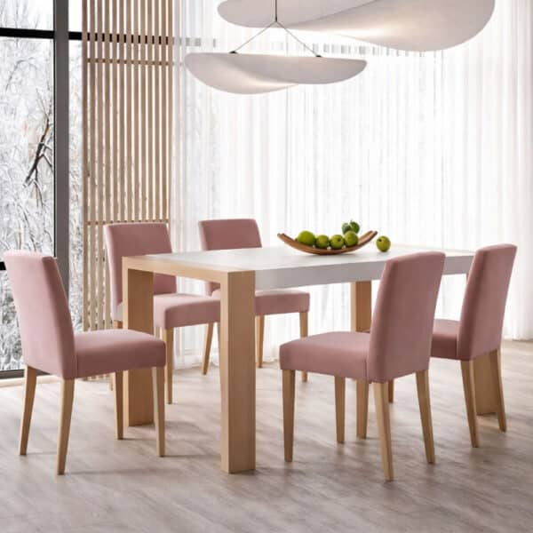 Ambiente mesa Comedor Extensible PANDORA de Home & Relax con diseño elegante y funcional.