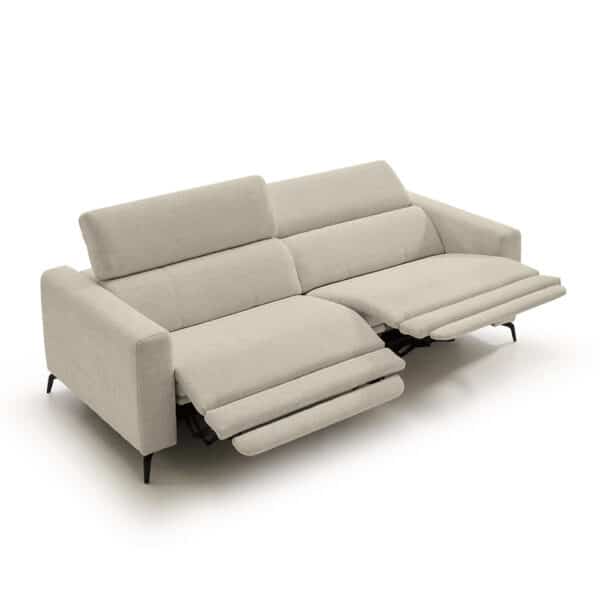 Sofá Relax PACIFIC con asientos motorizados, diseño moderno y máximo confort fabricado en España.