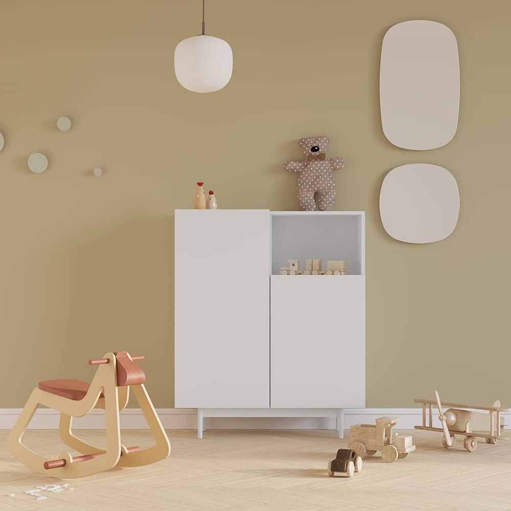Mueble Aparador modelo 602-1 con 2 puertas y patas metálicas en acabado blanco lacado.