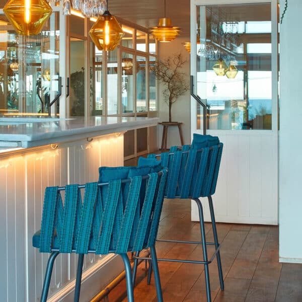 Taburete moderno hosteleria y contract.
