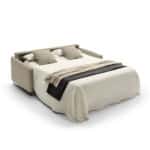Sofá cama 3 plazas BALI personalizable con apertura italiana y colchón HR para un descanso diario.