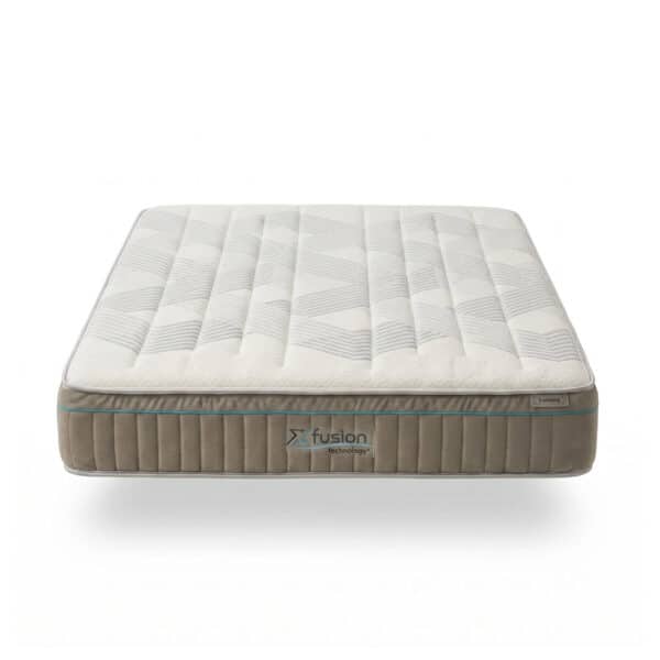 Colchón X-Fusion de doble cara con 7 zonas de confort, opción de muelles ensacados y tejidos Cooltech y Micro-Tencel para un descanso equilibrado.