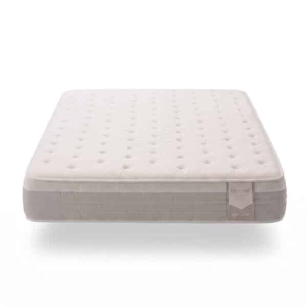 Colchón muelles ensacados Harper con espumación de soja, soporte ergonómico y confort progresivo fabricado en España.